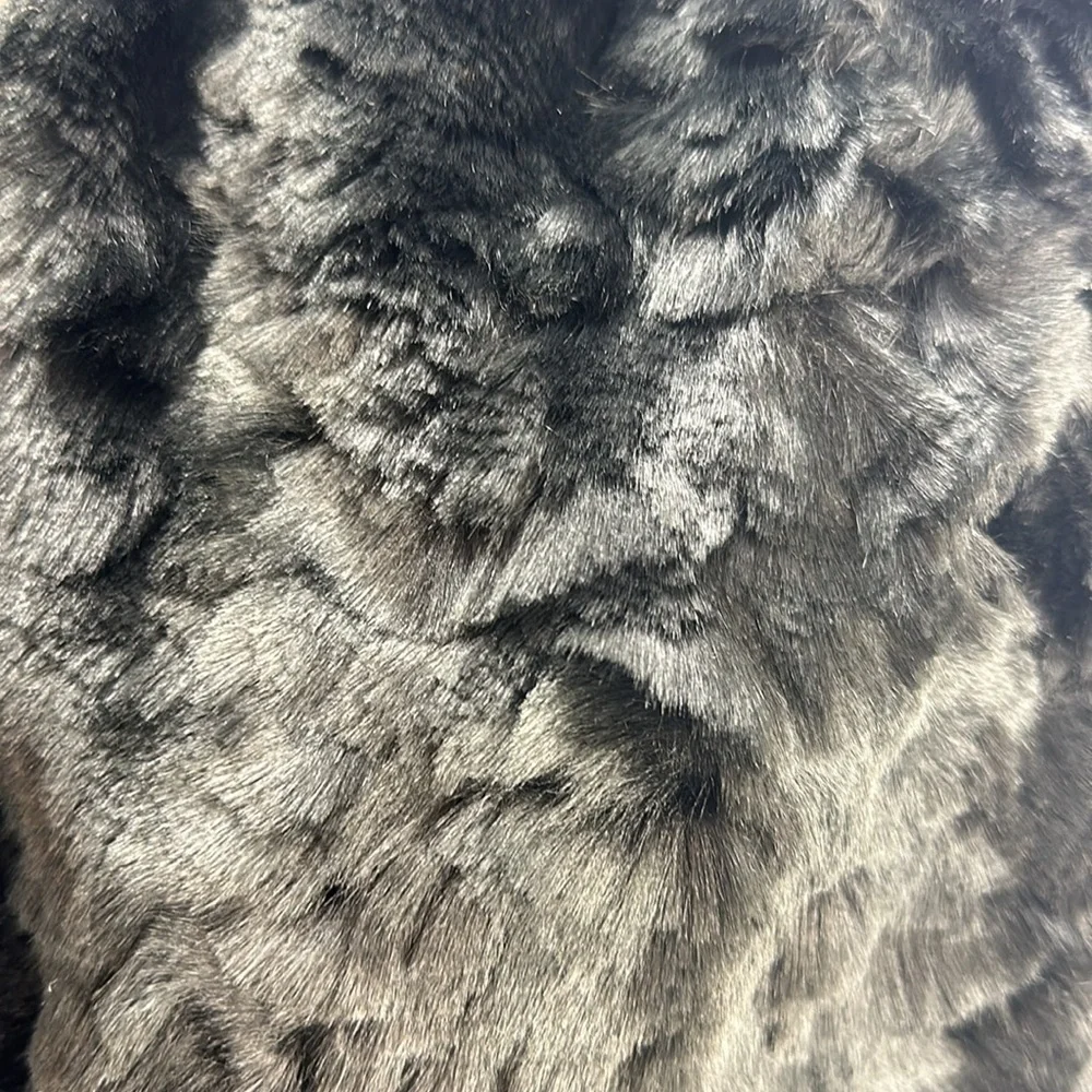 Black Rivet‎ Black Faux Fur Infinity Scarf NWT Soft Warm Fall Winter